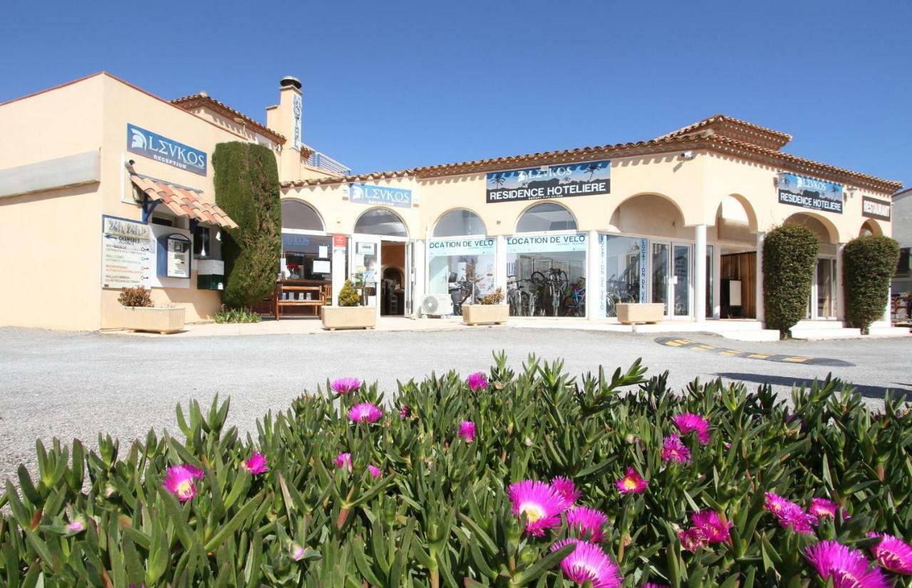 Hotel Le Leukos Лёкат Экстерьер фото