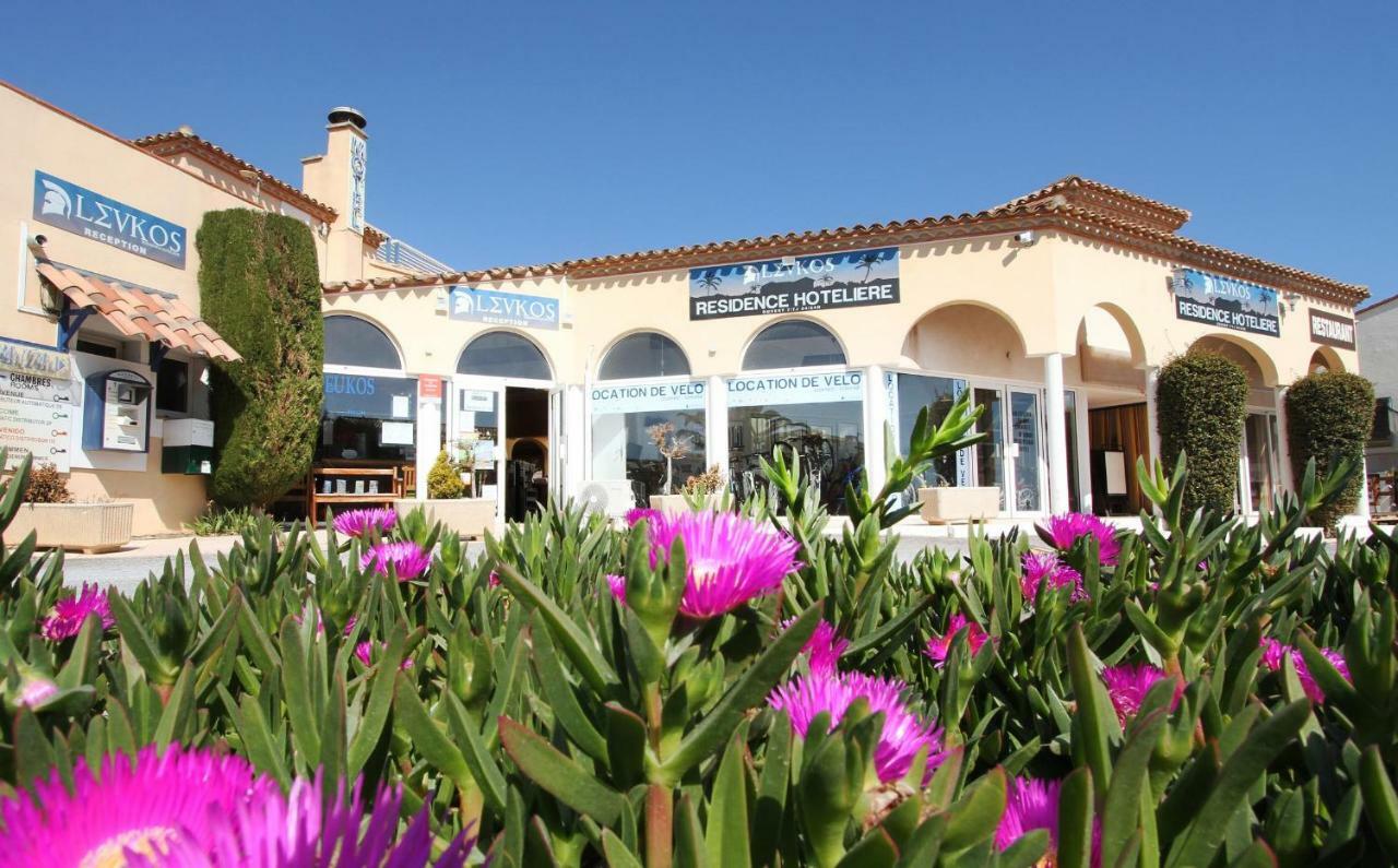 Hotel Le Leukos Лёкат Экстерьер фото